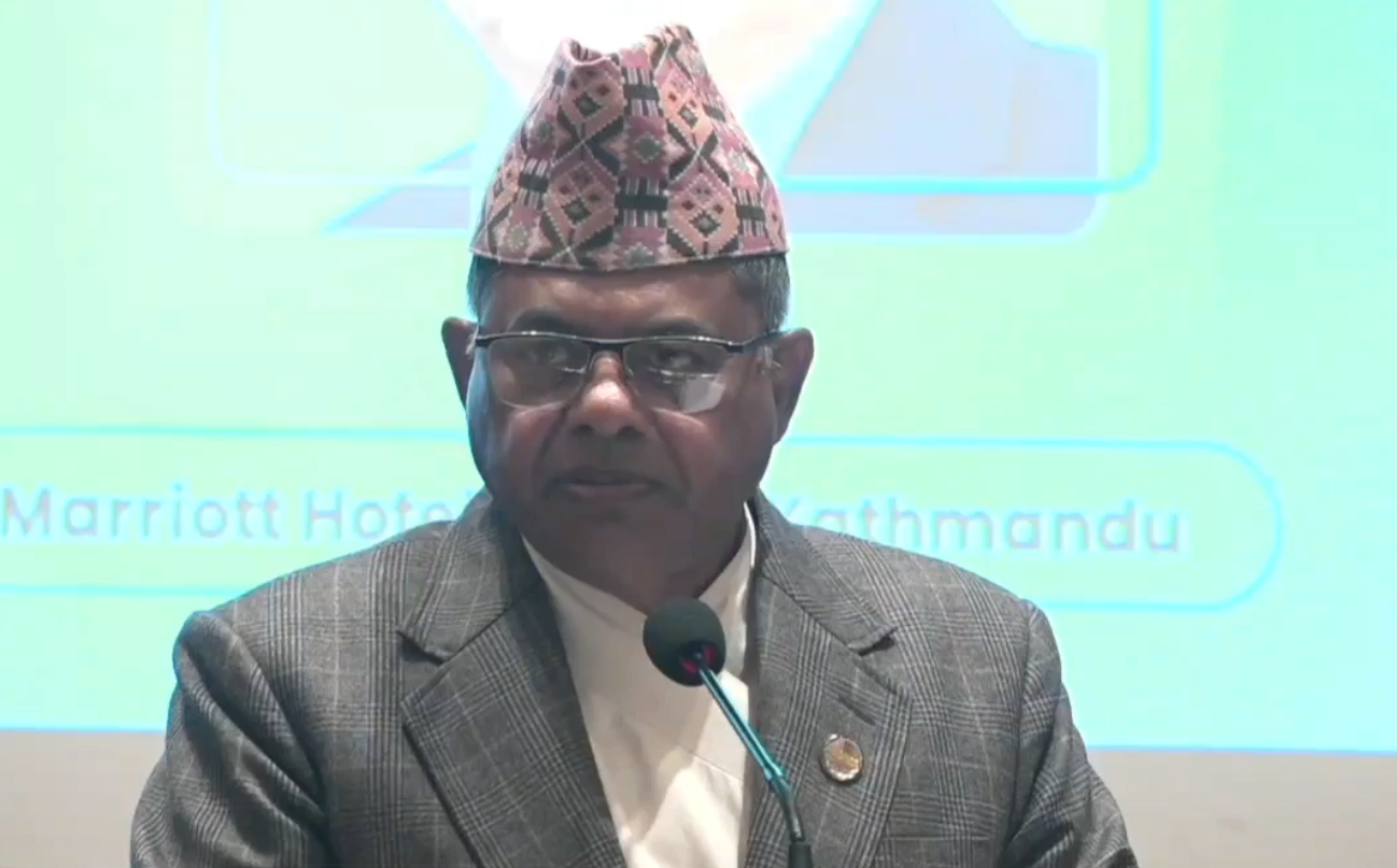 पेट्रोलमा १० प्रतिशत इथानोल मिश्रण गर्दा वार्षिक १३ करोड लिटर पेट्रोल आयात घट्छ : मन्त्री सिन्हा